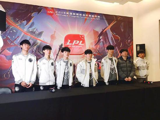 实则是对竞 实则是对竞